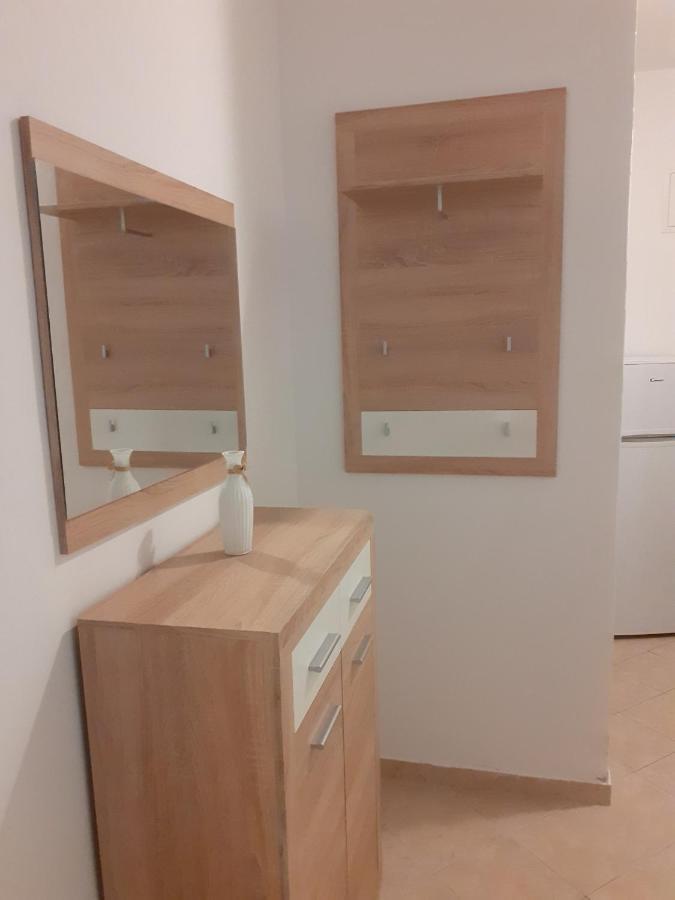 Apartment Lopar 9 Bagian luar foto